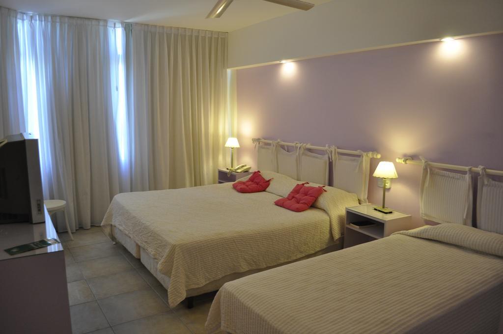 Hotel Golf Internacional Santa Teresita Habitación foto