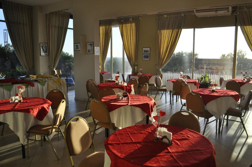 Hotel Golf Internacional Santa Teresita Exterior foto