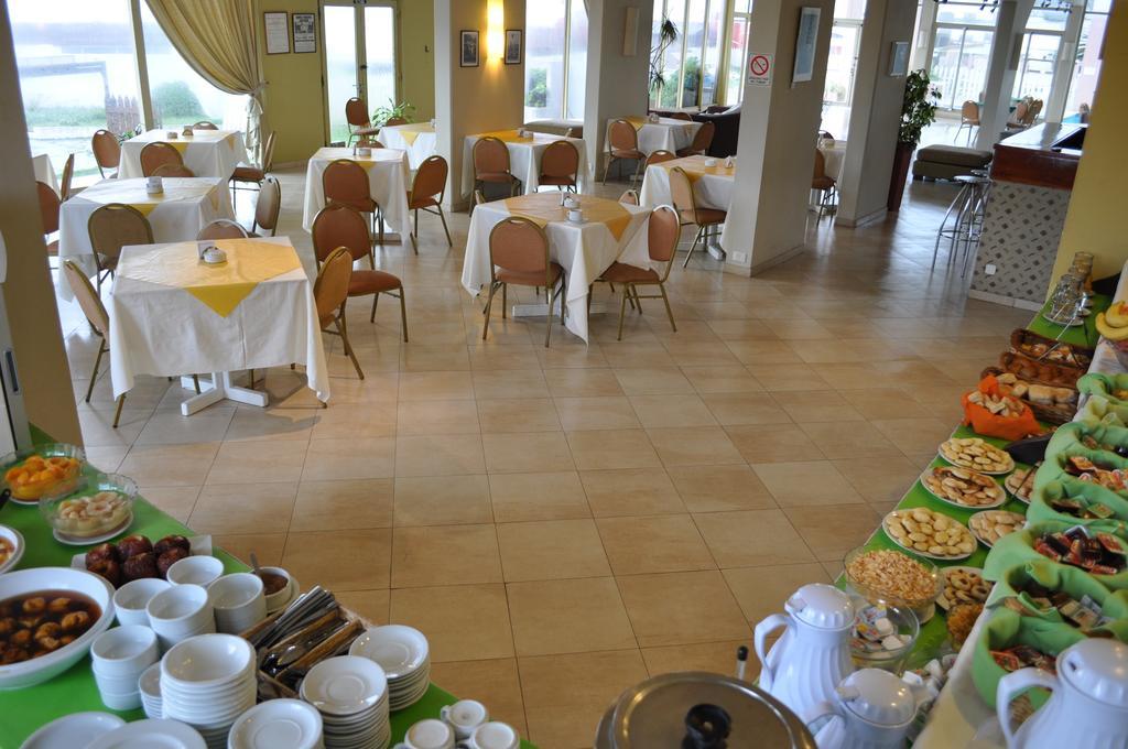 Hotel Golf Internacional Santa Teresita Exterior foto